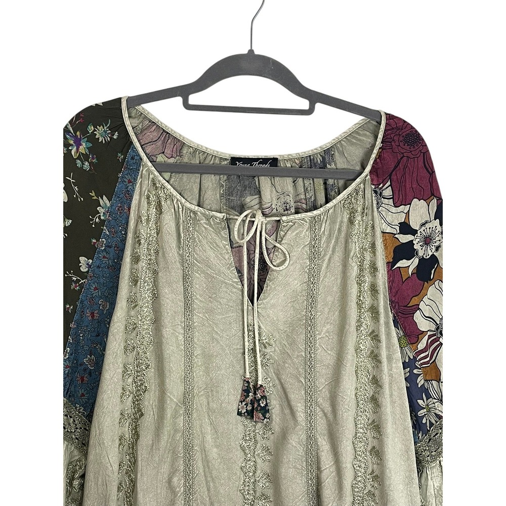 Young Threads Est Med-Large Boho Sage Floral Patchwork Embroidered Bell Sleeve - Picture 5 of 16
